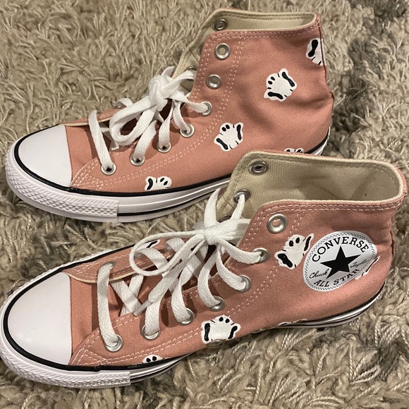 Hand painted women’s ghost converse size 7.5 - Picture 1 of 1